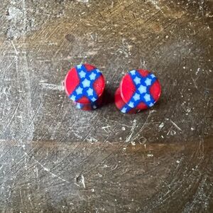 Flag gauges body jewelry